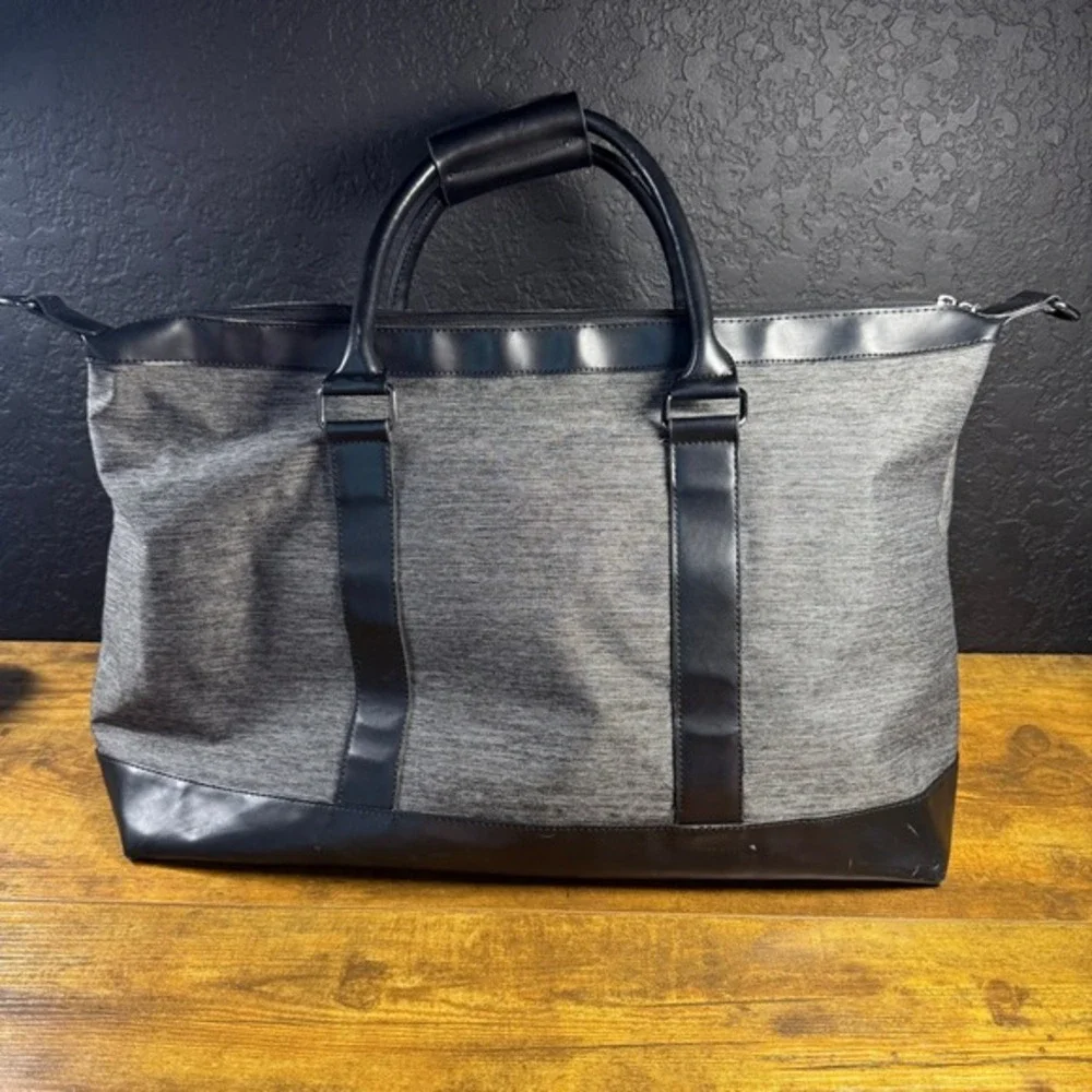 Lifetime‎ Gray Canvas Faux Leather Trim Duffel Weekender Travel Bag Large Unisex
